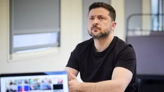 Президент Украины Владимир Зеленский заявил, что усиление блокировок интернета и ограничений на иностранные мессенджеры в России может быть подготовкой к масштабной мобилизации и новому наступлению на Украину, а также не исключил возможные провокации в странах Балтии для проверки реакции НАТО.