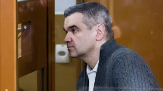 Никулинский районный суд Москвы назначил Алексею Тайчеру 11 лет колонии общего режима и штраф 2 млн рублей по делу о хищении почти 1,2 млрд рублей у структур, связанных с РЖД.