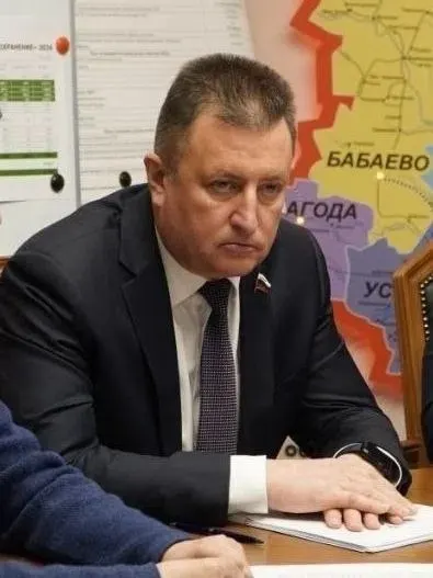 В Госдуму внесён проект, который позволит муниципальным чиновникам повышать тарифы на содержание жилья и запретит устанавливать плату ниже регионального минимума. Это ограничит возможности жильцов контролировать расходы и приведёт к дополнительным тратам.