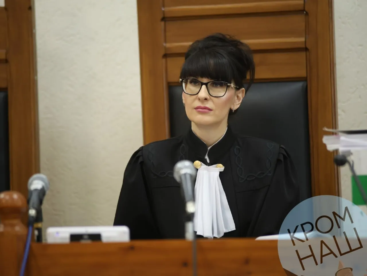 Квалификационная коллегия судей Псковской области рекомендовала Ирину Васильеву на шестилетний срок; она рассматривала апелляцию Шлосберга и ведёт дело экс‑ректора ПсковГУ.