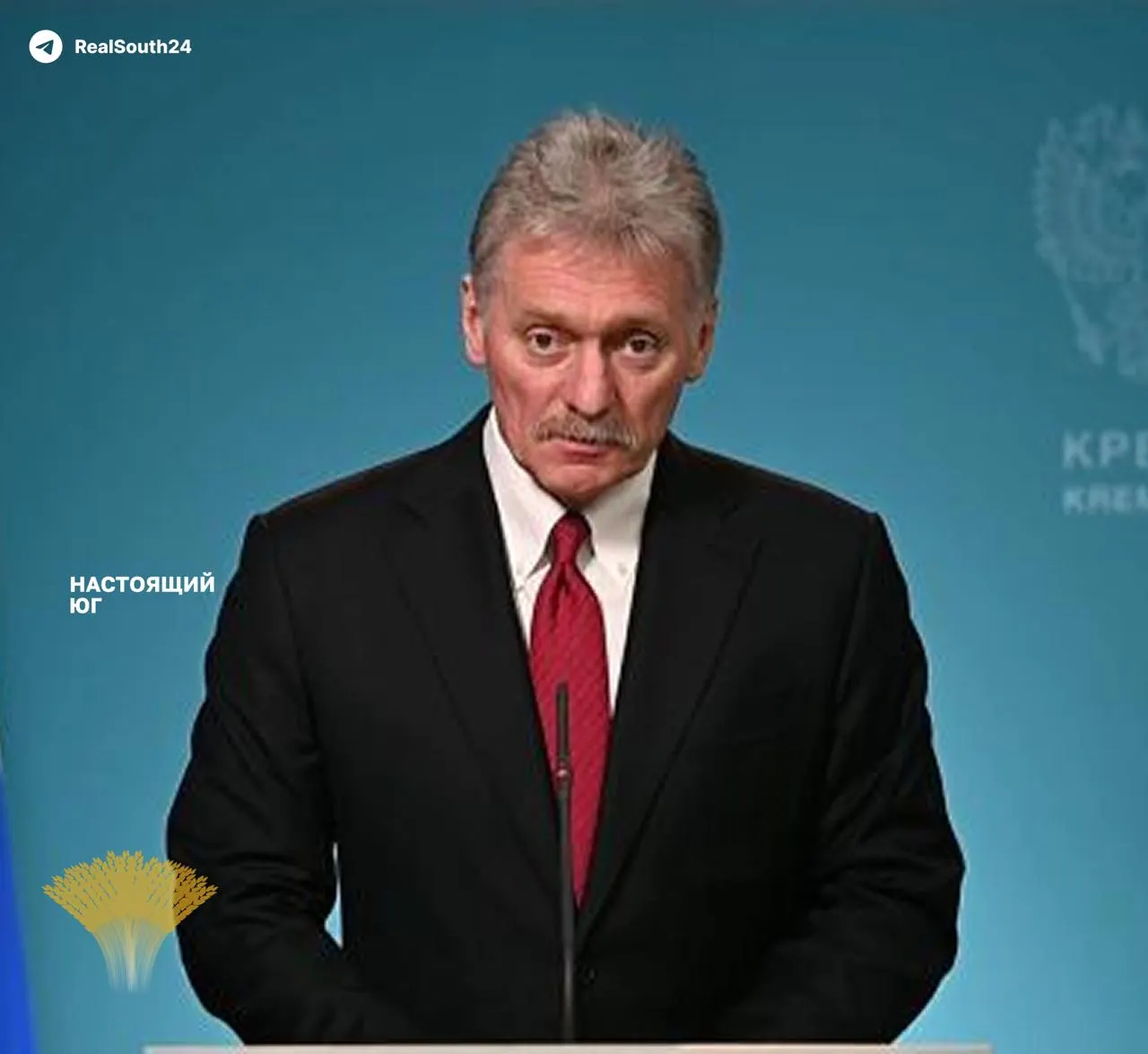 Пресс‑секретарь президента заявил, что угроза снабжению топливом отсутствует, несмотря на серию ударов и пожарных отключений на заводах по стране. Правительство продлило запрет на экспорт бензина до 31 июля; эксперты отмечают профильные избыточные мощности, но география атак расширяется.