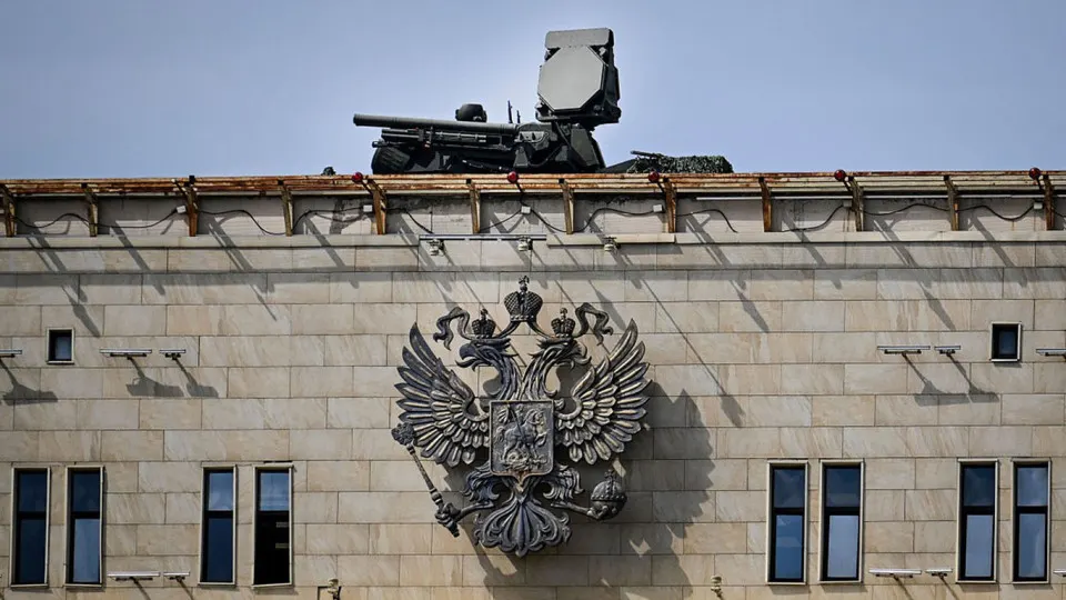 Радикальное усиление противовоздушной обороны вокруг столицы перед 9 мая создало пробелы в защите других регионов, которые украинские беспилотники могут использовать для ударов по энергетическим и военным объектам.