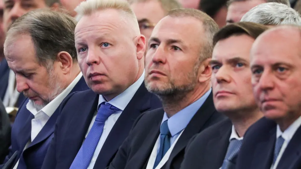 Российский союз промышленников и предпринимателей предложил не публиковать данные по делам компаний, требующим возмещения убытков от санкций; инициатива обсуждается в администрации президента и профильных ведомствах, есть как сторонники, так и противники.