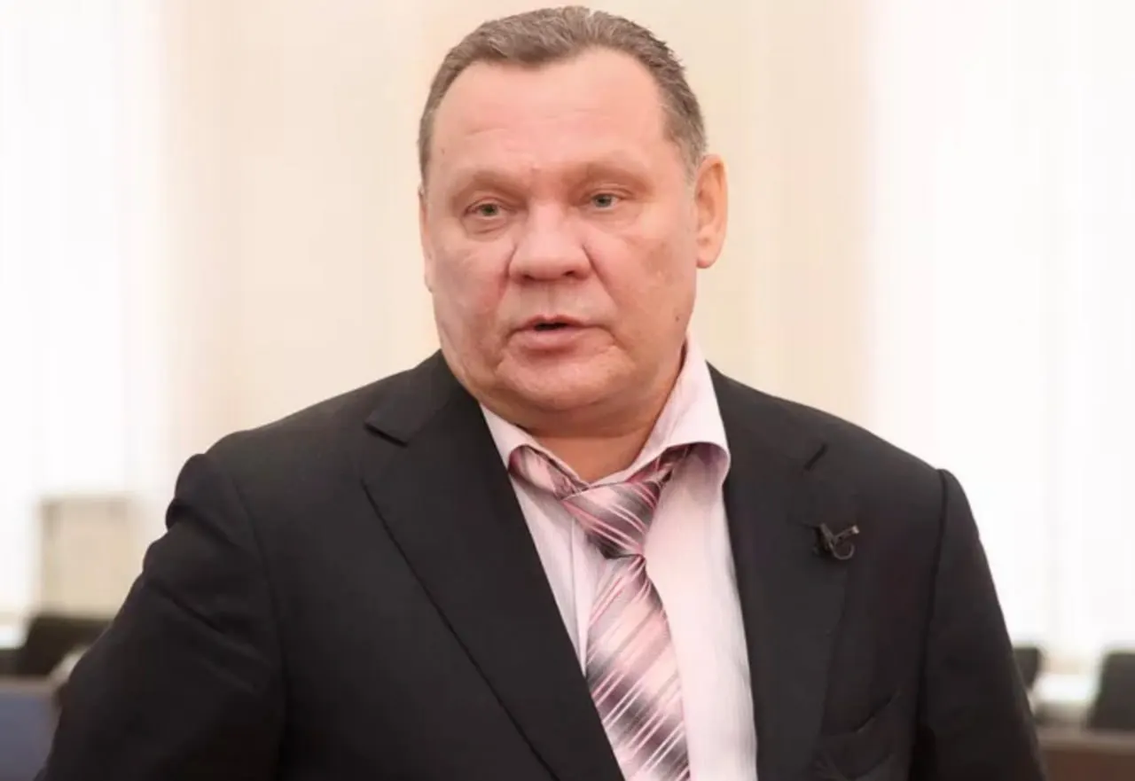 Иск о лишении мандата депутата областного собрания будет рассмотрен 29 мая в Псковском городском суде. Панченко отрицает наличие зарубежных счетов и называет публикацию следствием ошибки налоговой.