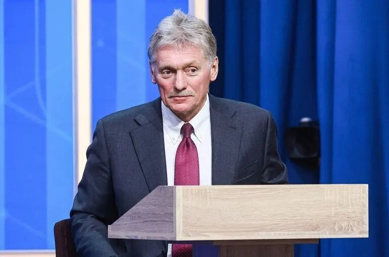 Кремлёвский представитель заявил, что компаниям не предусмотрены выплаты или программы поддержки в связи с прекращением работы мобильной связи.