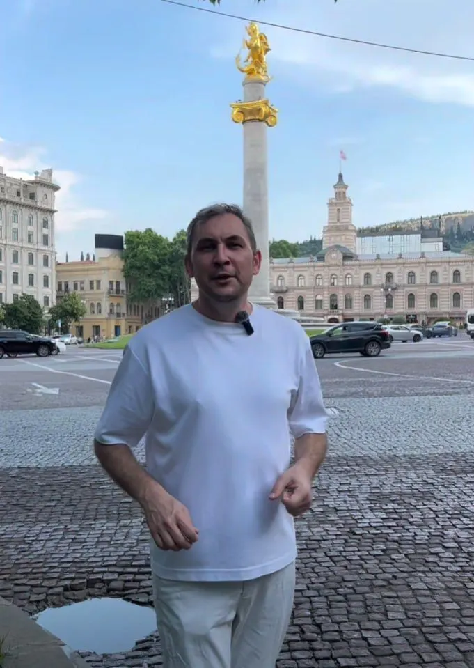Николая Левшица, автора популярного русскоязычного блога о Грузии, внесли в реестр «экстремистов и террористов» Росфинмониторинга. Ранее он сотрудничал с «Открытой Россией» и Фондом борьбы с коррупцией; комментариев от него пока нет.