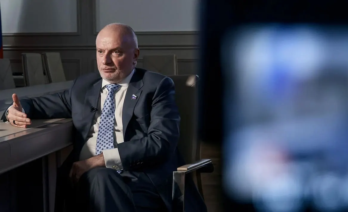 Глава комитета Совфеда заявил, что новый механизм позволит привлекать к ответственности лиц, совершивших административные правонарушения за рубежом, при этом обеспечиваются их права.