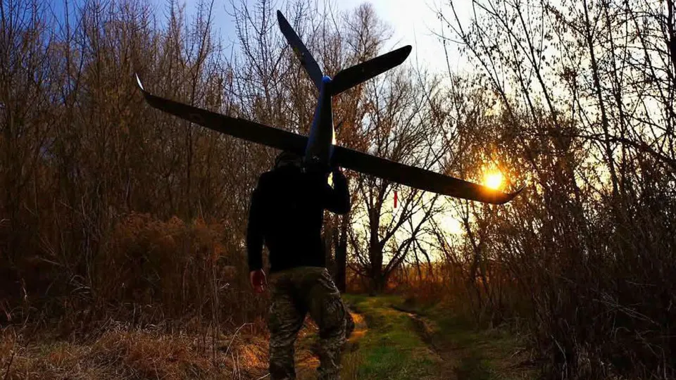 За счёт наращивания производства и совершенствования беспилотников Украина в последние месяцы заметно увеличила число выводимых из строя российских средств ПВО и нанесла удары по промышленным и энергетическим объектам, включая объекты в Перми.