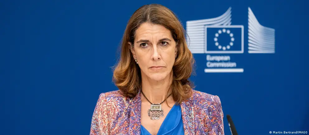 Представитель Еврокомиссии заявила, что новый пакет ограничений может быть представлен до 14 июня; детали пока не раскрываются, Брюссель намерен закрыть лазейки и усилить давление.