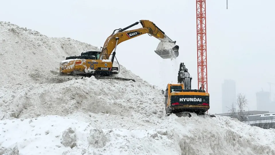Проект постановления предусматривает включение льда и снега в эксперимент по маркировке «замороженной продукции» с 1 марта 2027 года; под маркировку также попадут мороженое, замороженная рыба и другие категории.