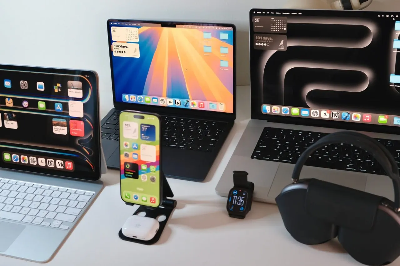 Федеральная антимонопольная служба заявила, что Apple частично выполнила требование, но не установила на устройства MAX и RuStore, что может привести к штрафам.