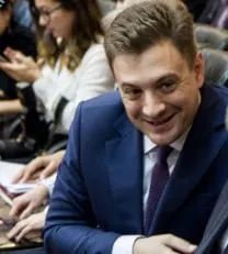 Депутат КПРФ призвал Минпромторг принять меры: цены на LADA в России заметно выше, чем на внешних рынках, включая Белоруссию.