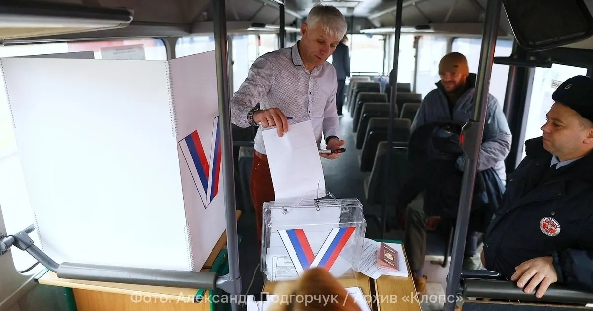 Мобильные избирательные участки будут работать у приграничных пунктов и в Псковской и Ленинградской областях для россиян, проживающих за пределами страны.