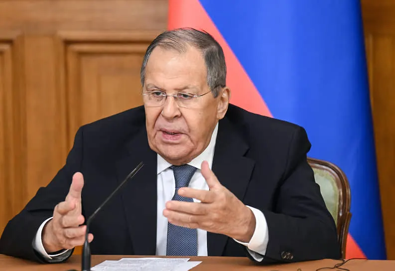 Министр иностранных дел России сообщил, что информационная война вокруг спецоперации продолжится и усилится.