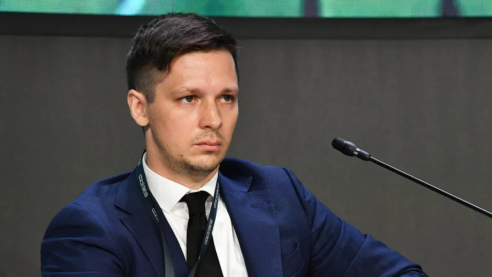 Экономика России приближается к пределам госвложения: доля государства в экономике близка к 39% ВВП. Власти говорят о планах новых налоговых и бюджетных шагов, которые могут отразиться на бизнесе и инвестициях.