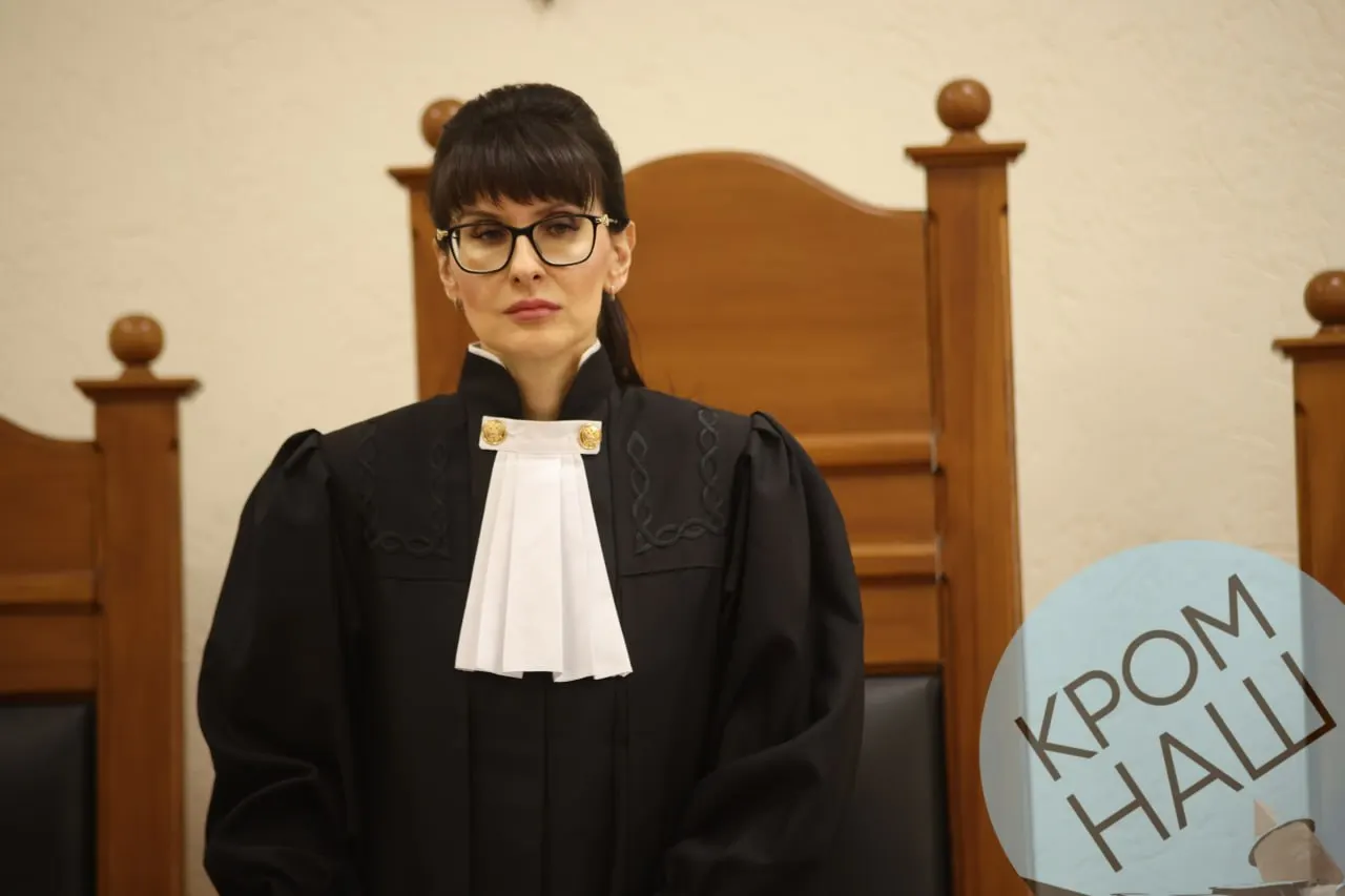 Ирина Васильева получила назначение на должность председателя Псковского городского суда сроком на шесть лет по указу президента. Ранее она исполняла обязанности руководителя суда.