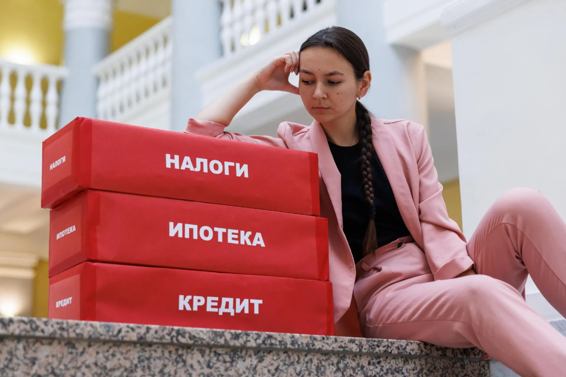 Экономист объясняет риск повышения налогов в бюджете на 2027 год и почему такой подход может навредить экономике.